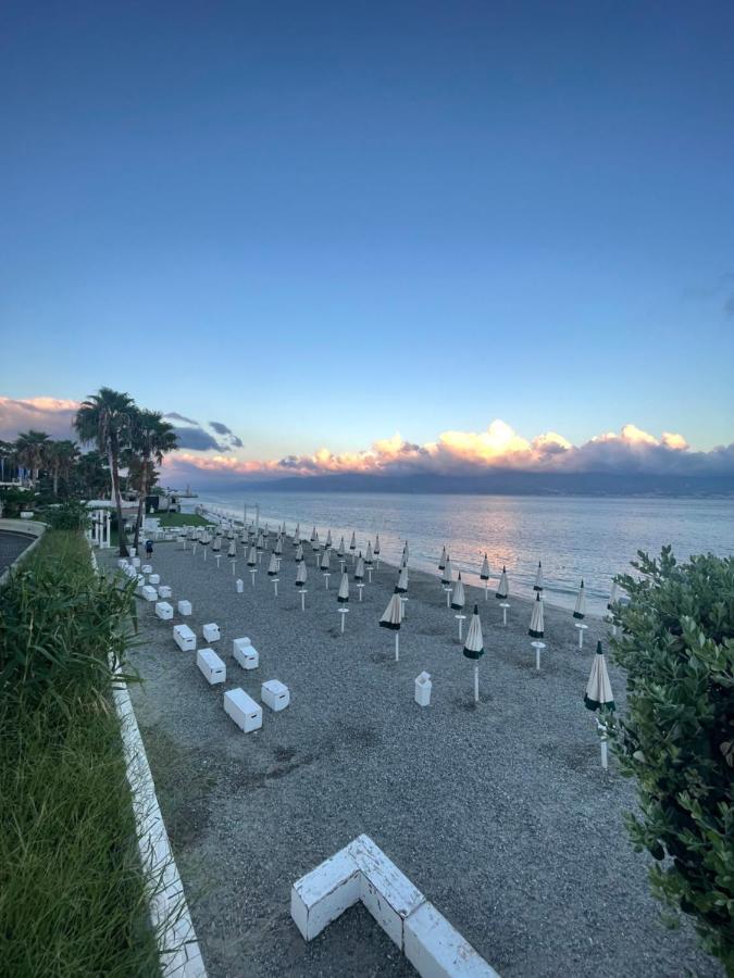 Apartamento Gm Immobiliare Reggio Calabria Exterior foto